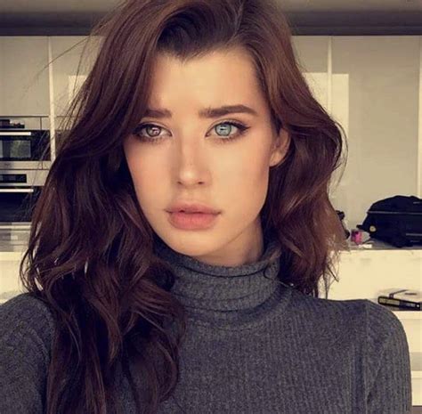 sarah mcdaniel nude|Heterochromia (Sarah McDaniel) : reddit.com